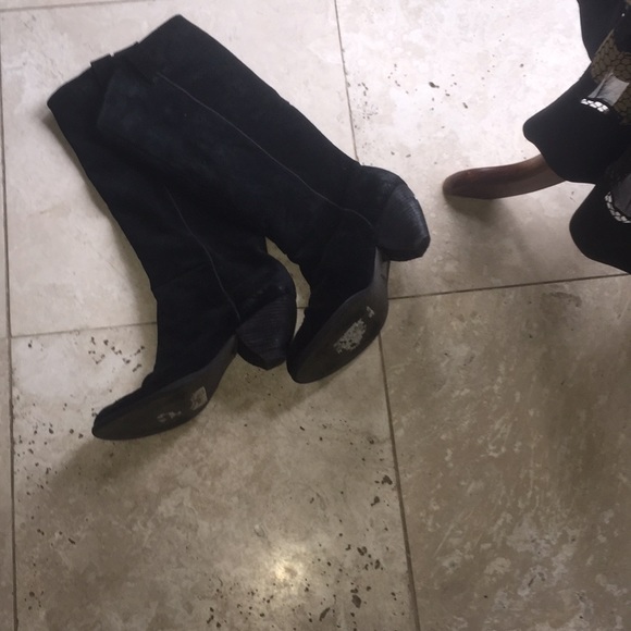 Gunmetal black suede boots - Picture 2 of 11